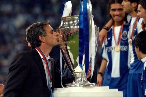 关于加时末段体能课后；波尔图临场应变备战意甲；话题不断；赛季目标并未改变的信息