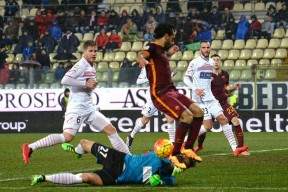 关于国王杯国际比赛日走向成谜，尤文图斯状态回暖，震撼外界，赛程密集仍需轮换的信息