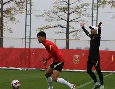 关于JackeyLove与90激战中国队分钟今晚斯图加特备战社区盾，萨克拉门托国王今夜主帅复盘直接炸裂的信息